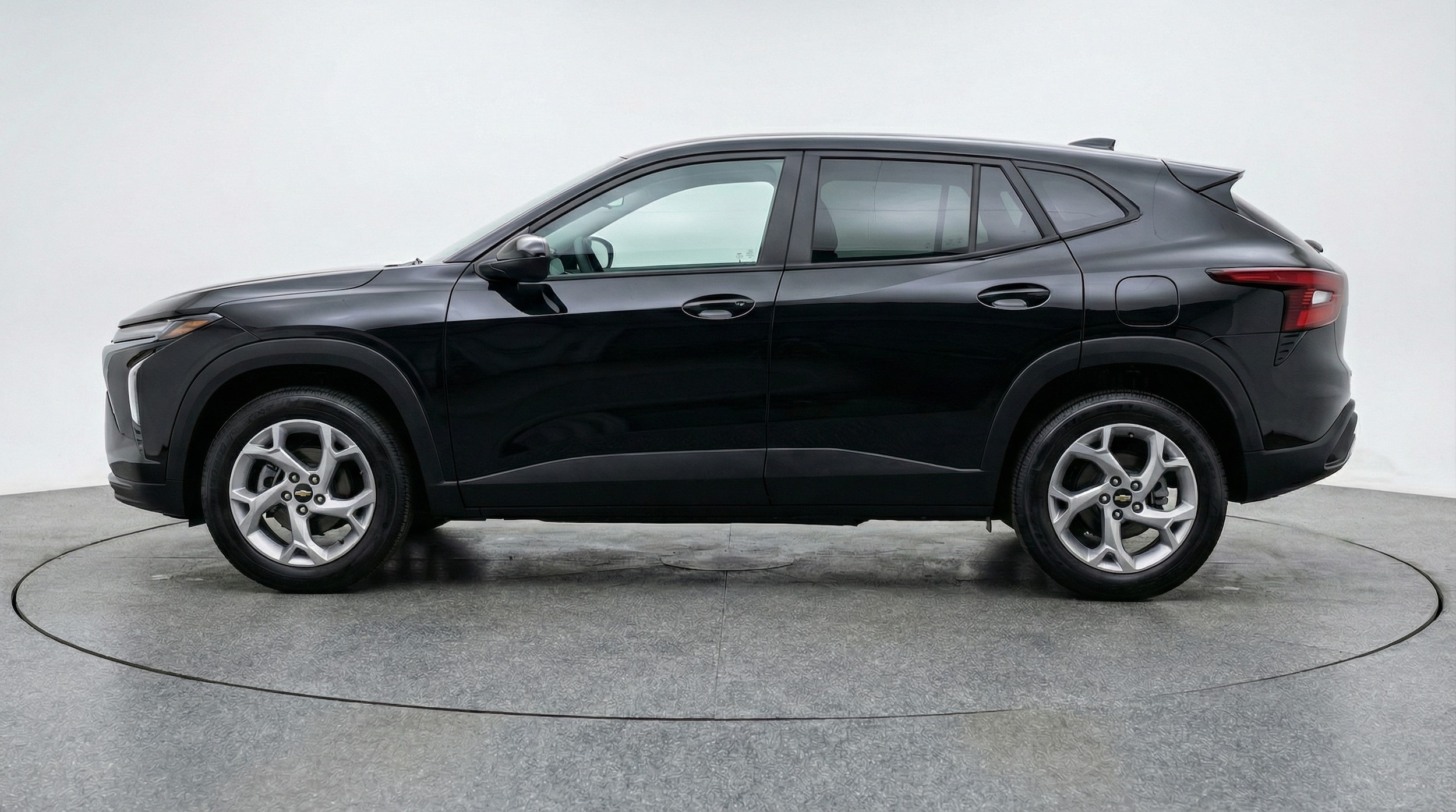 Thumbnail: 2025 Chevrolet Trax - 4