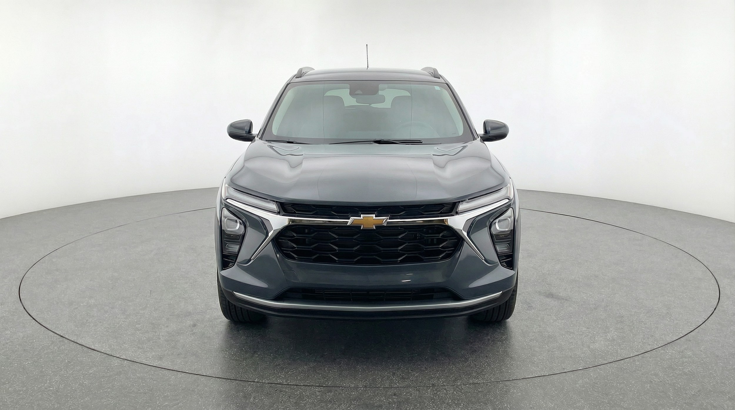 Thumbnail: 2025 Chevrolet Trax - 2