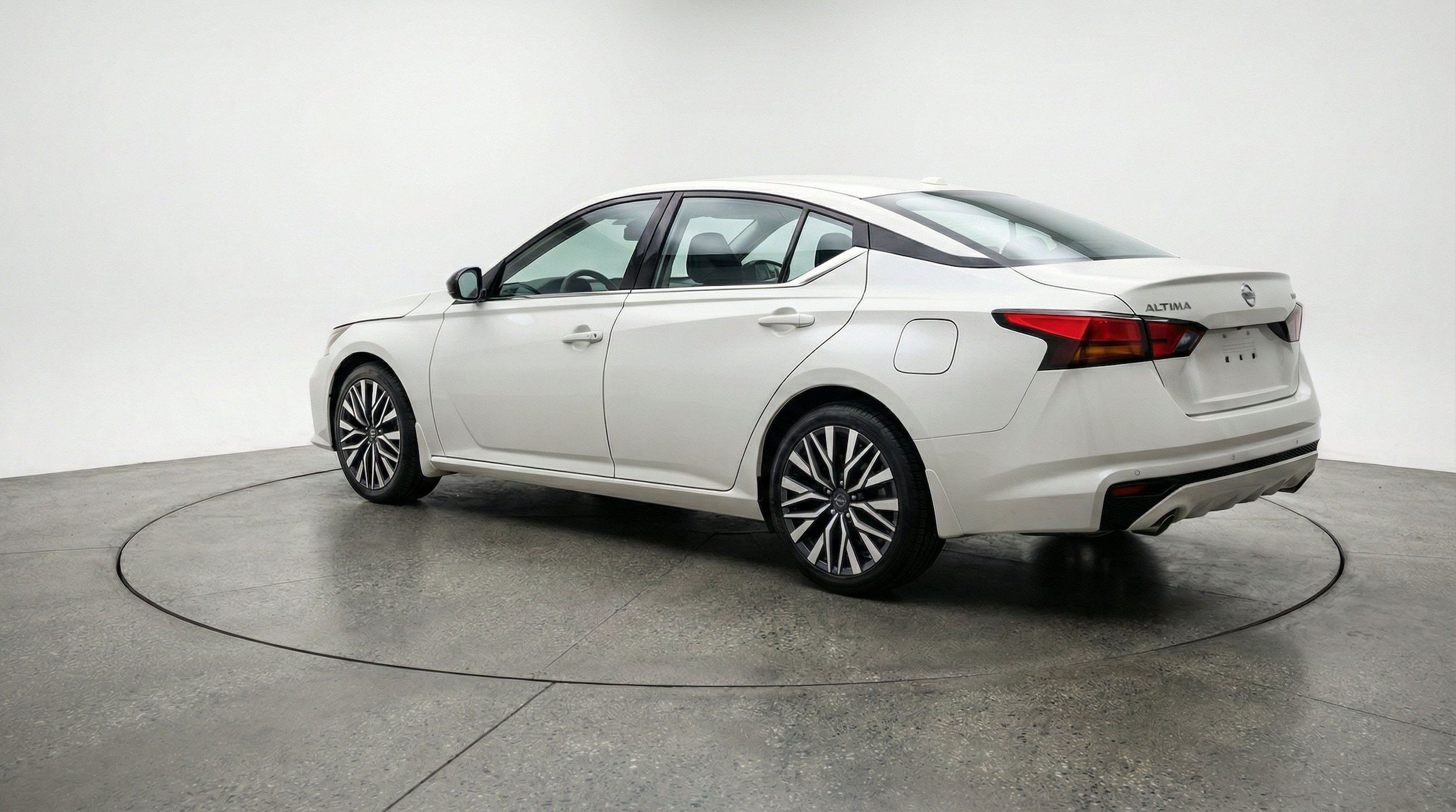Thumbnail: 2025 Nissan Altima - 6