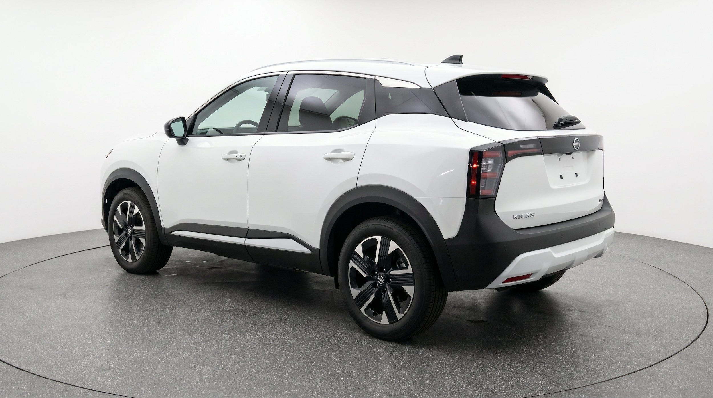 Thumbnail: 2026 Nissan Kicks - 6