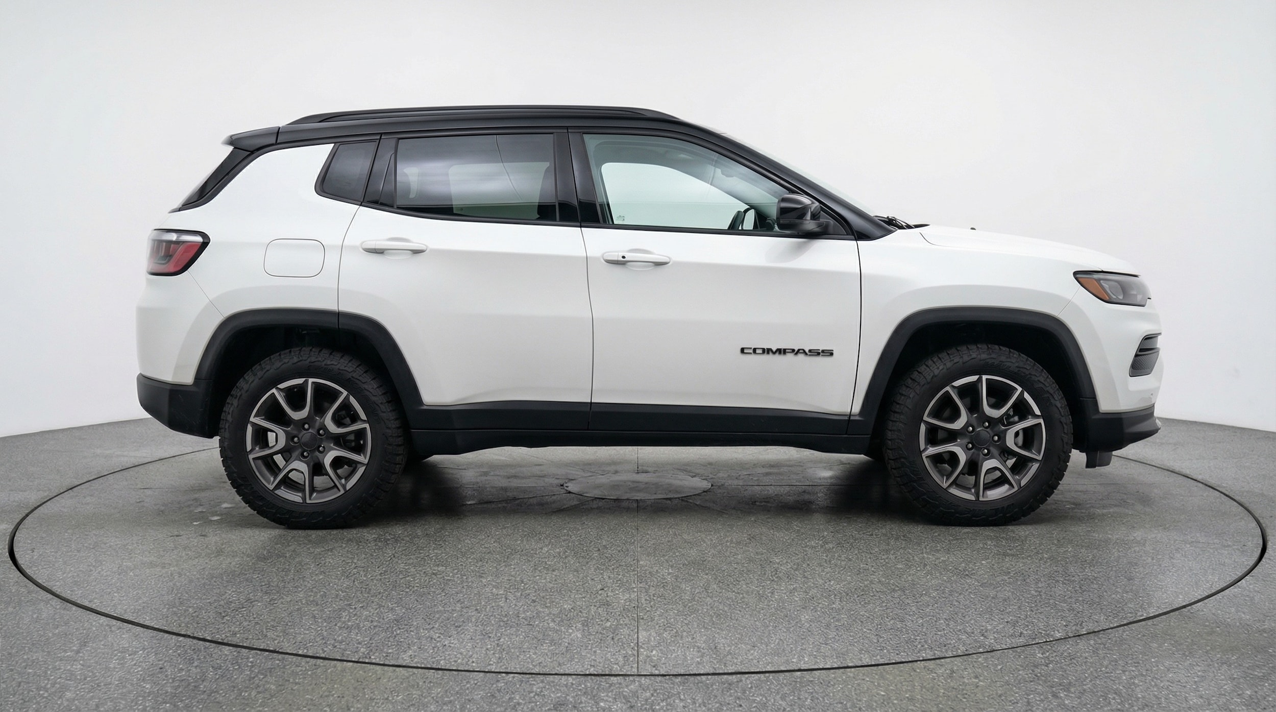 Thumbnail: 2025 Jeep Compass - 8