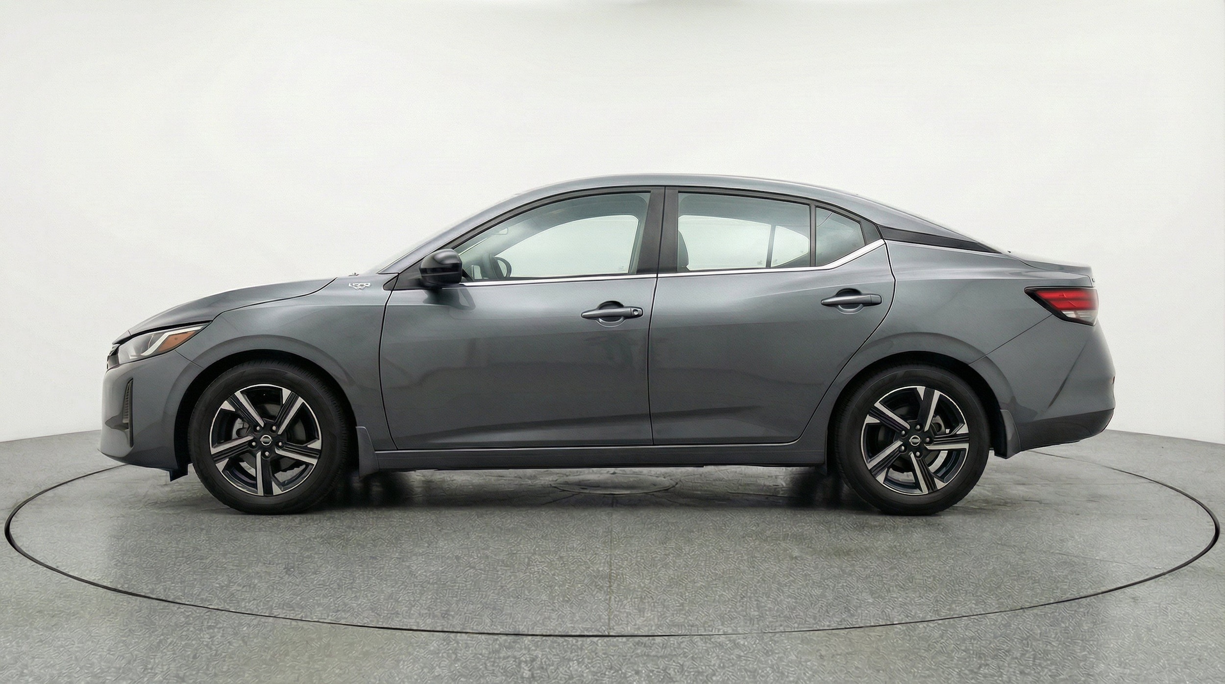 Thumbnail: 2025 Nissan Sentra - 5