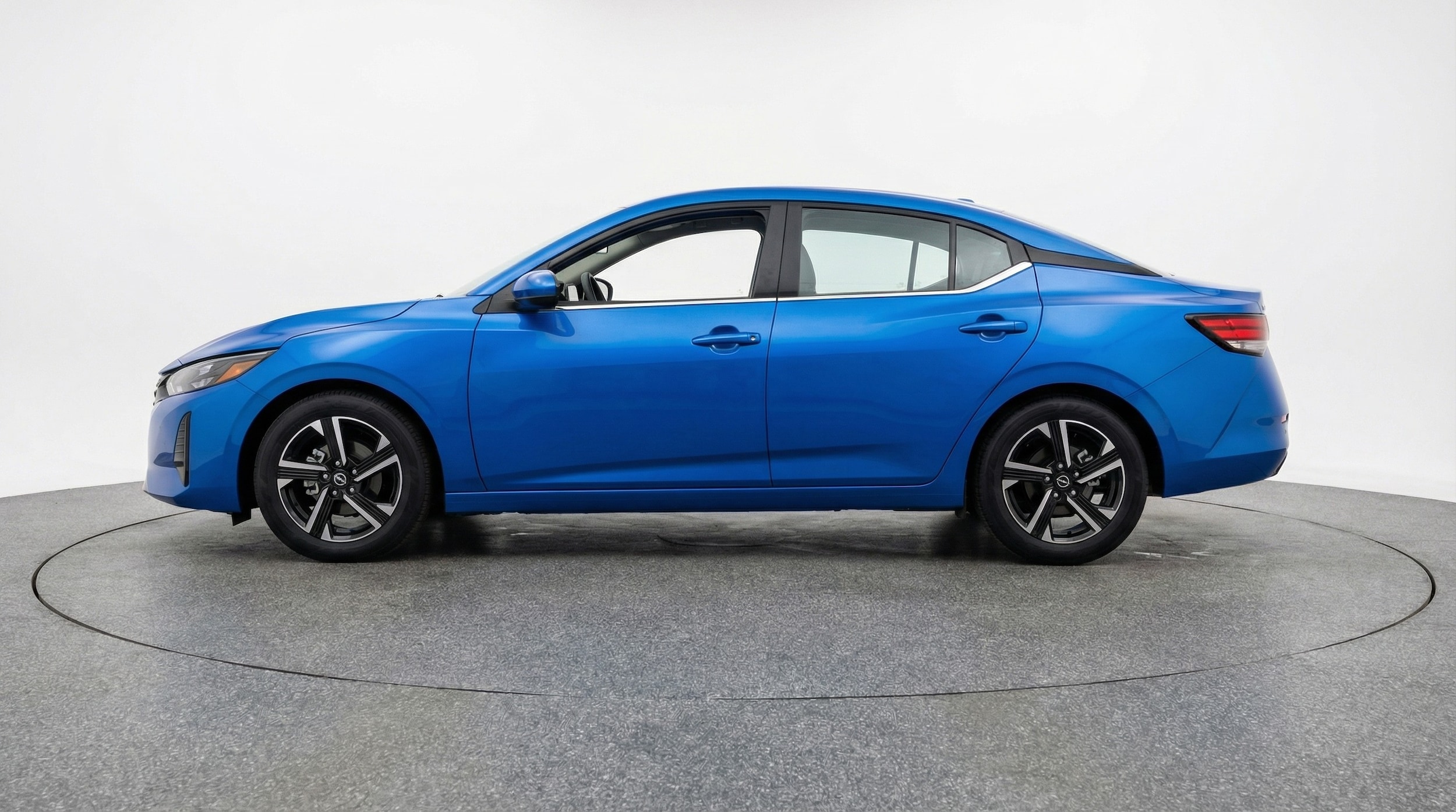 Thumbnail: 2025 Nissan Sentra - 4