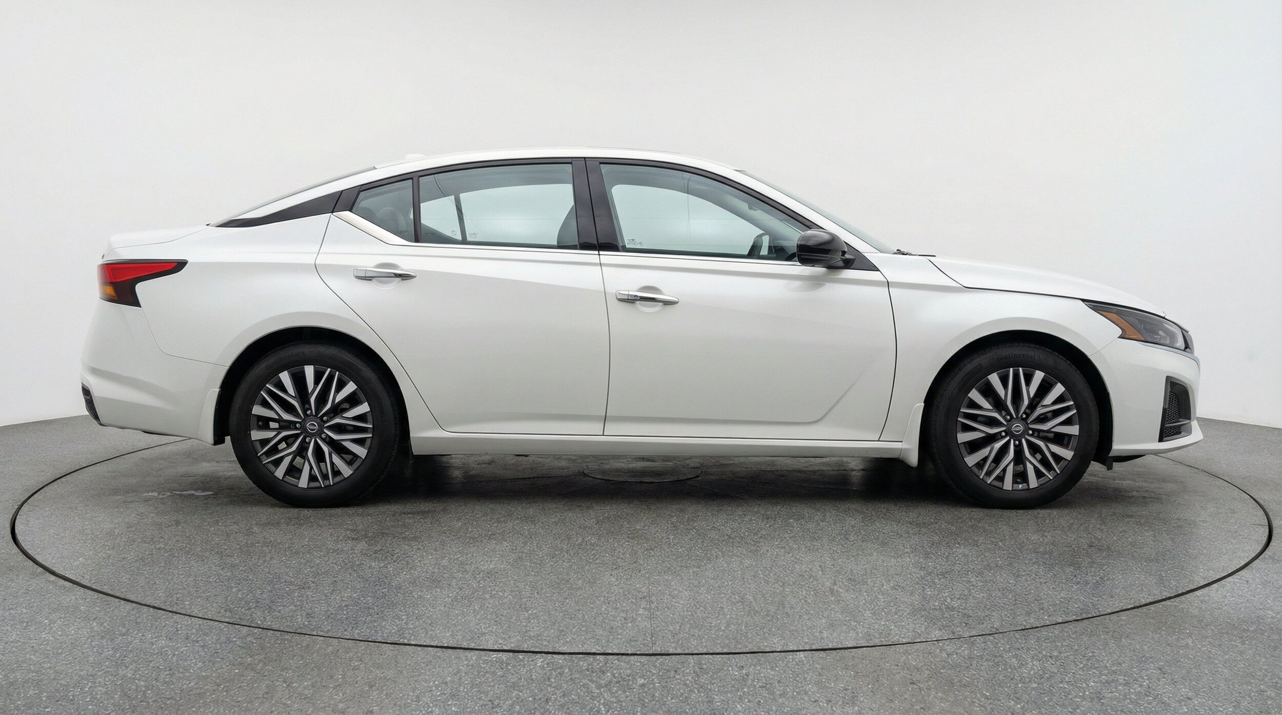 Thumbnail: 2025 Nissan Altima - 11