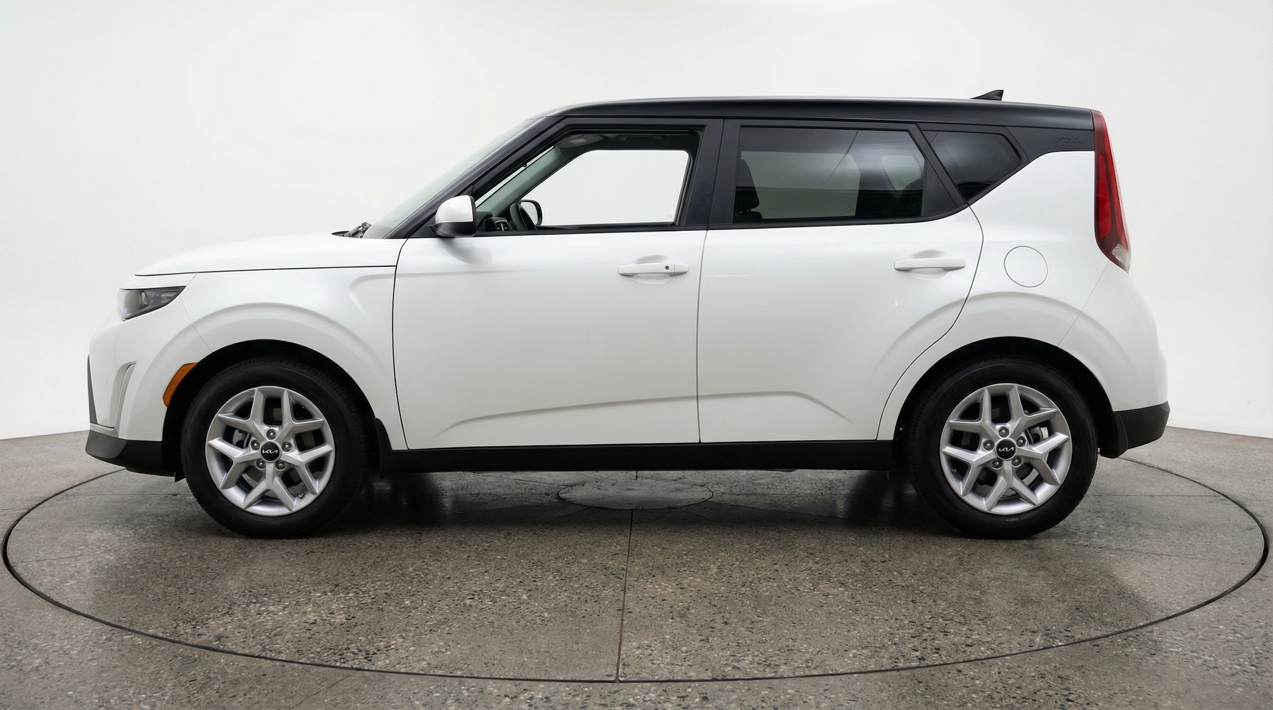 Thumbnail: 2025 Kia Soul - 4