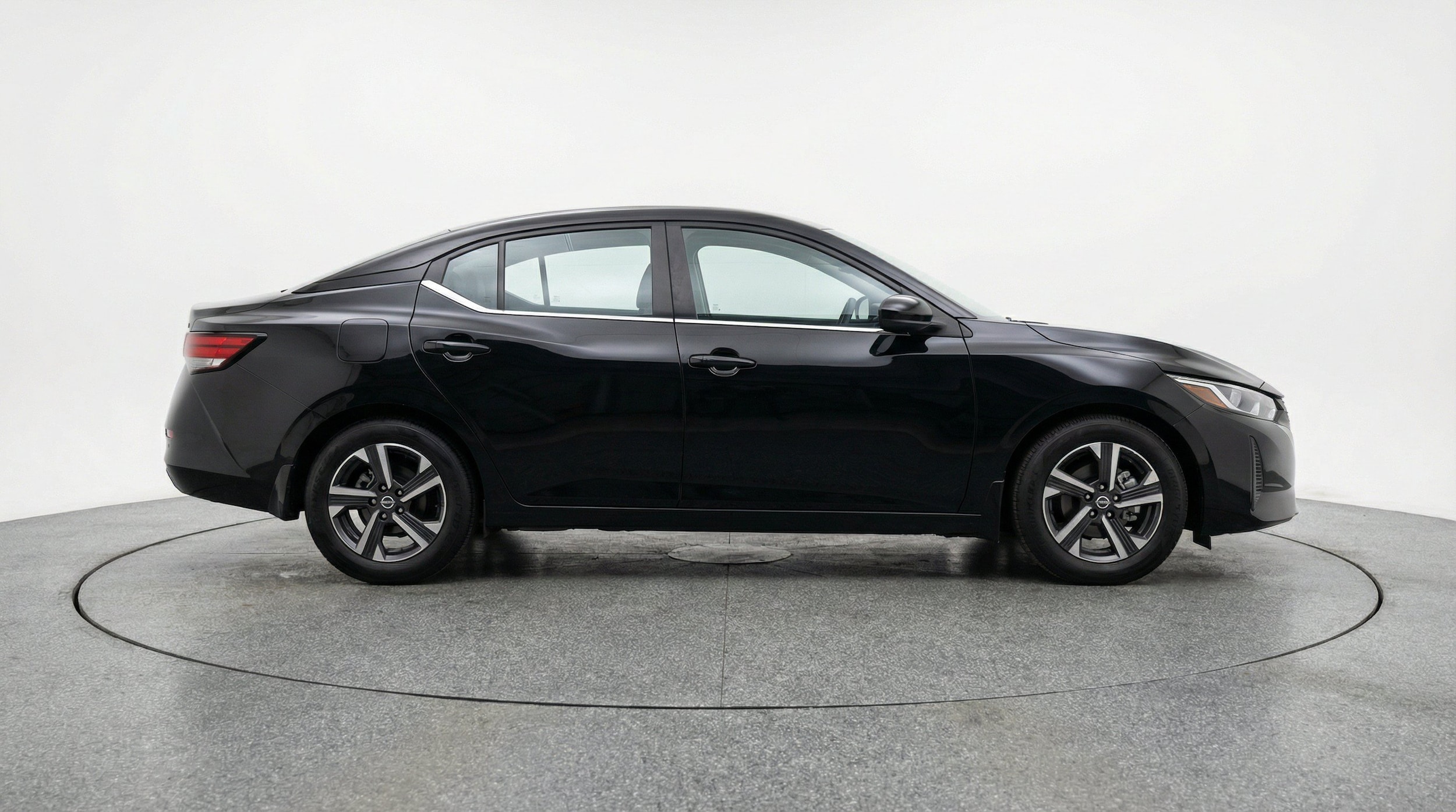 Thumbnail: 2025 Nissan Sentra - 11