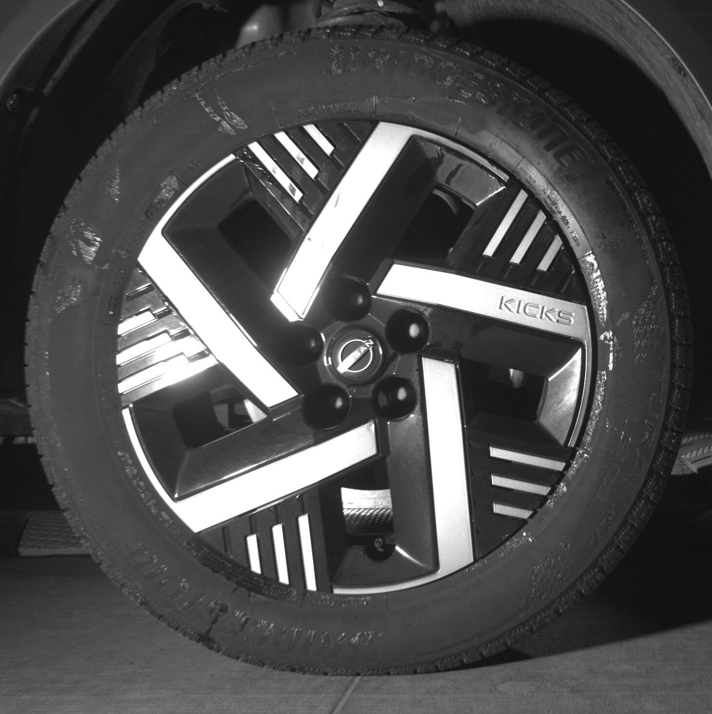 Thumbnail: 2025 Nissan Kicks - 10