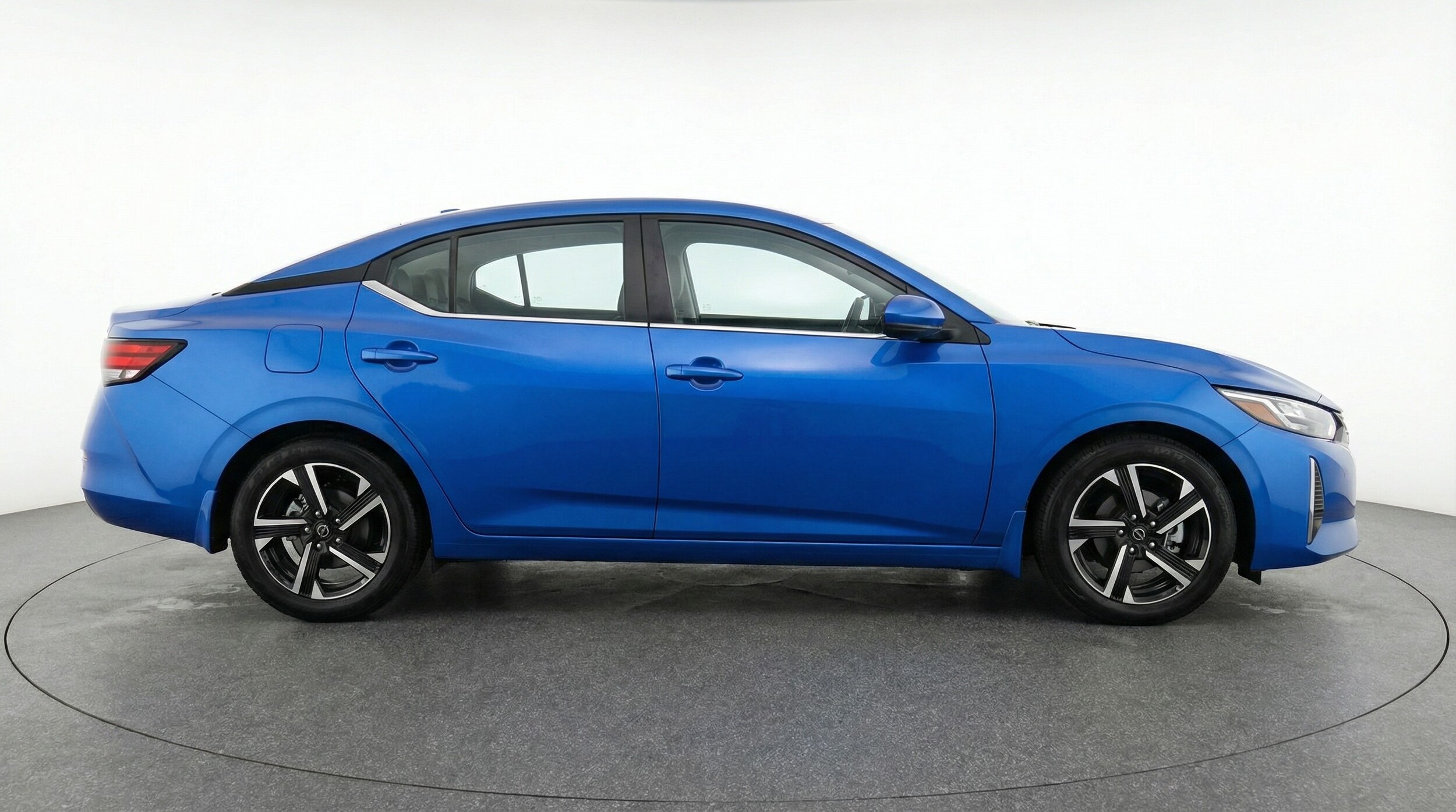 Thumbnail: 2025 Nissan Sentra - 8