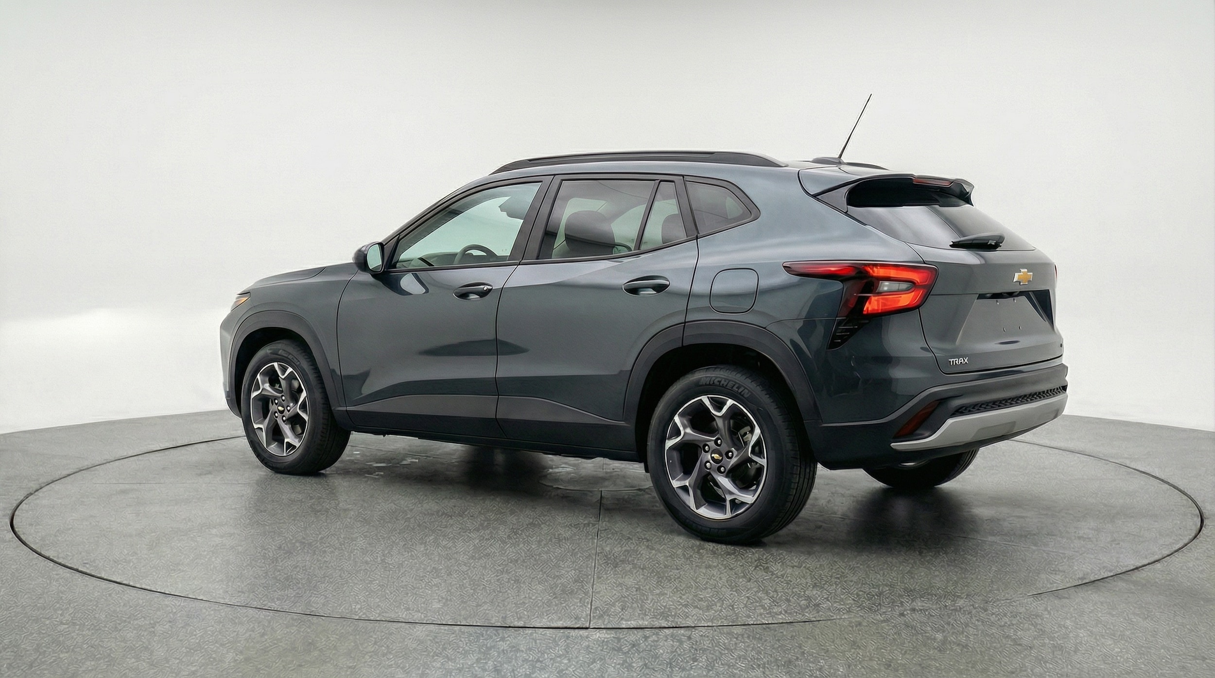 Thumbnail: 2025 Chevrolet Trax - 5