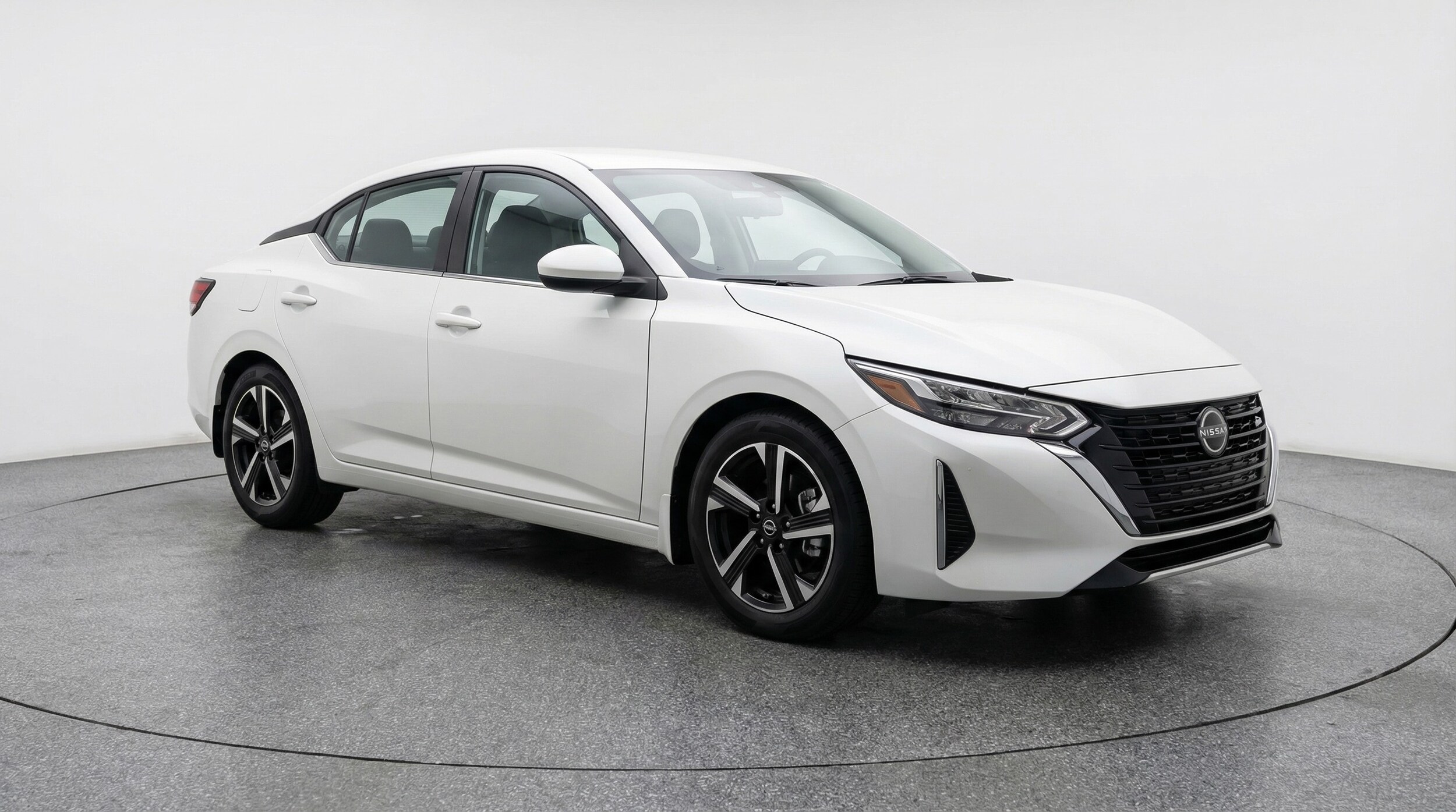 Thumbnail: 2025 Nissan Sentra - 1