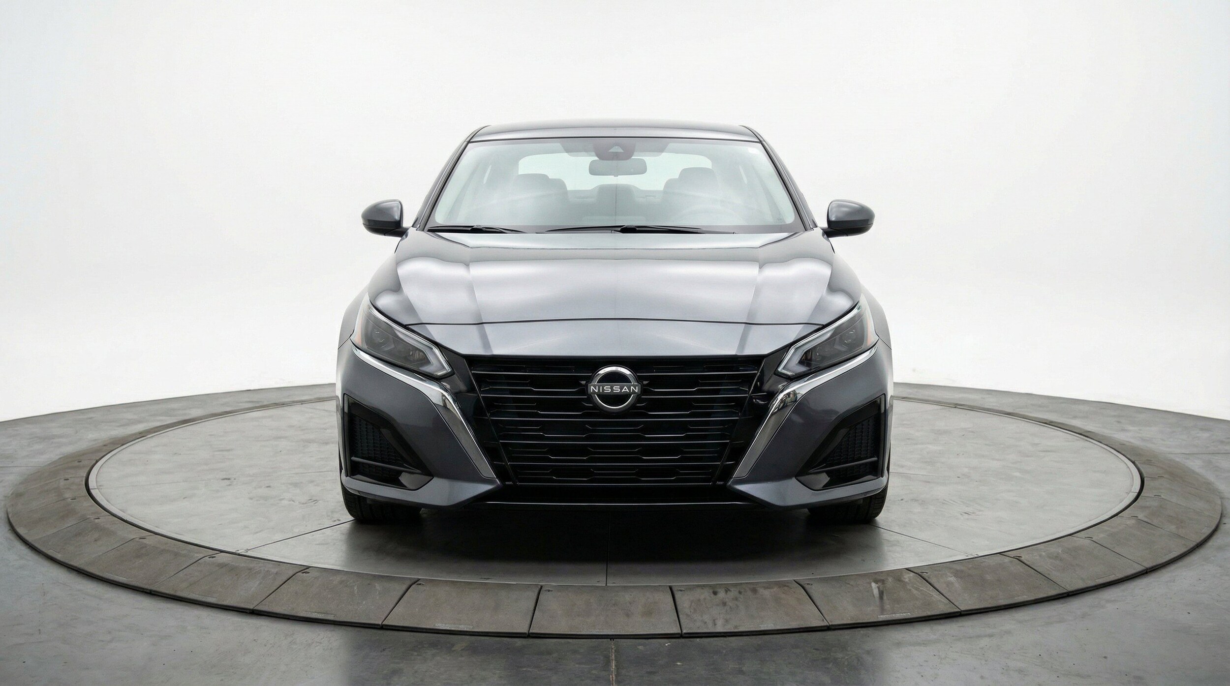 Thumbnail: 2025 Nissan Altima - 2