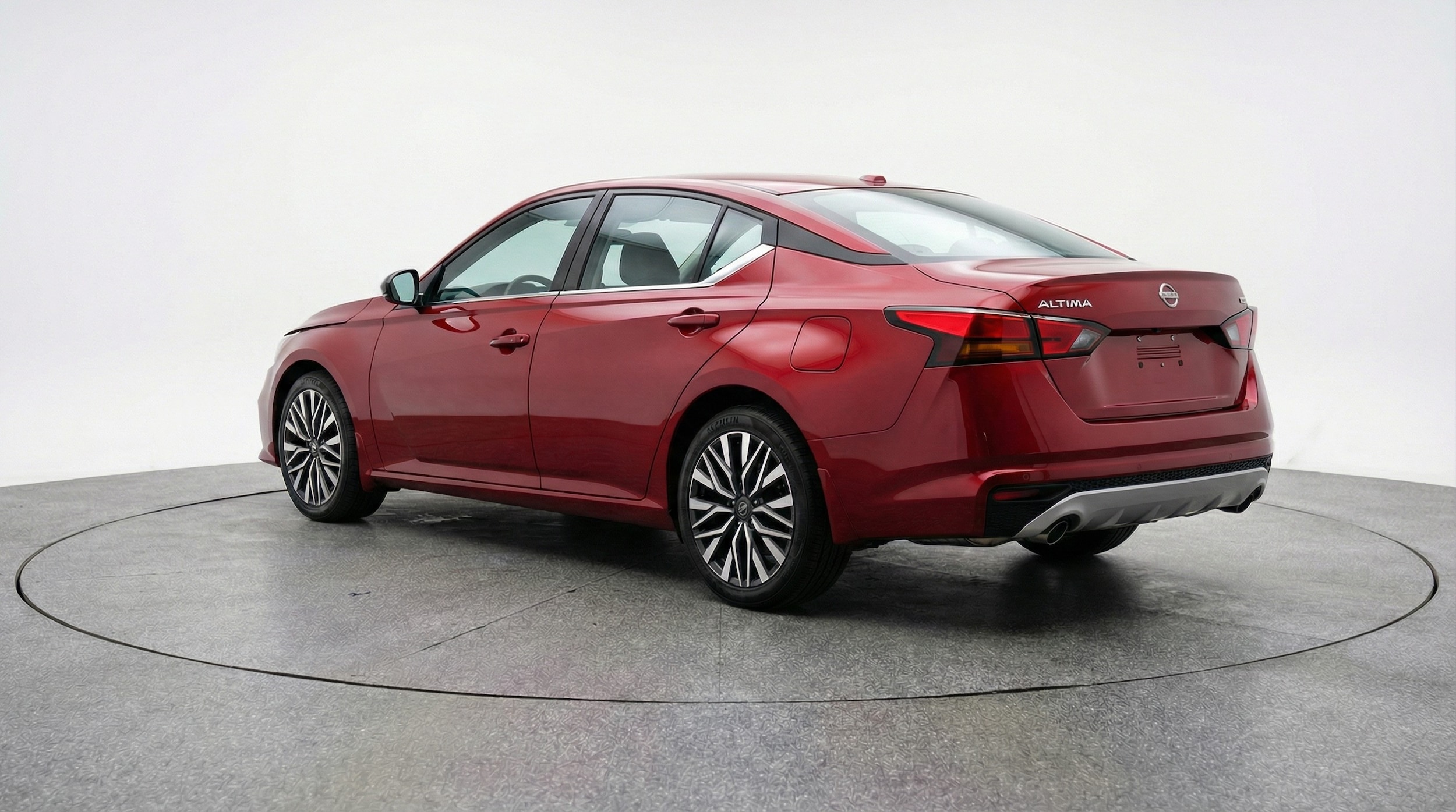 Thumbnail: 2025 Nissan Altima - 5