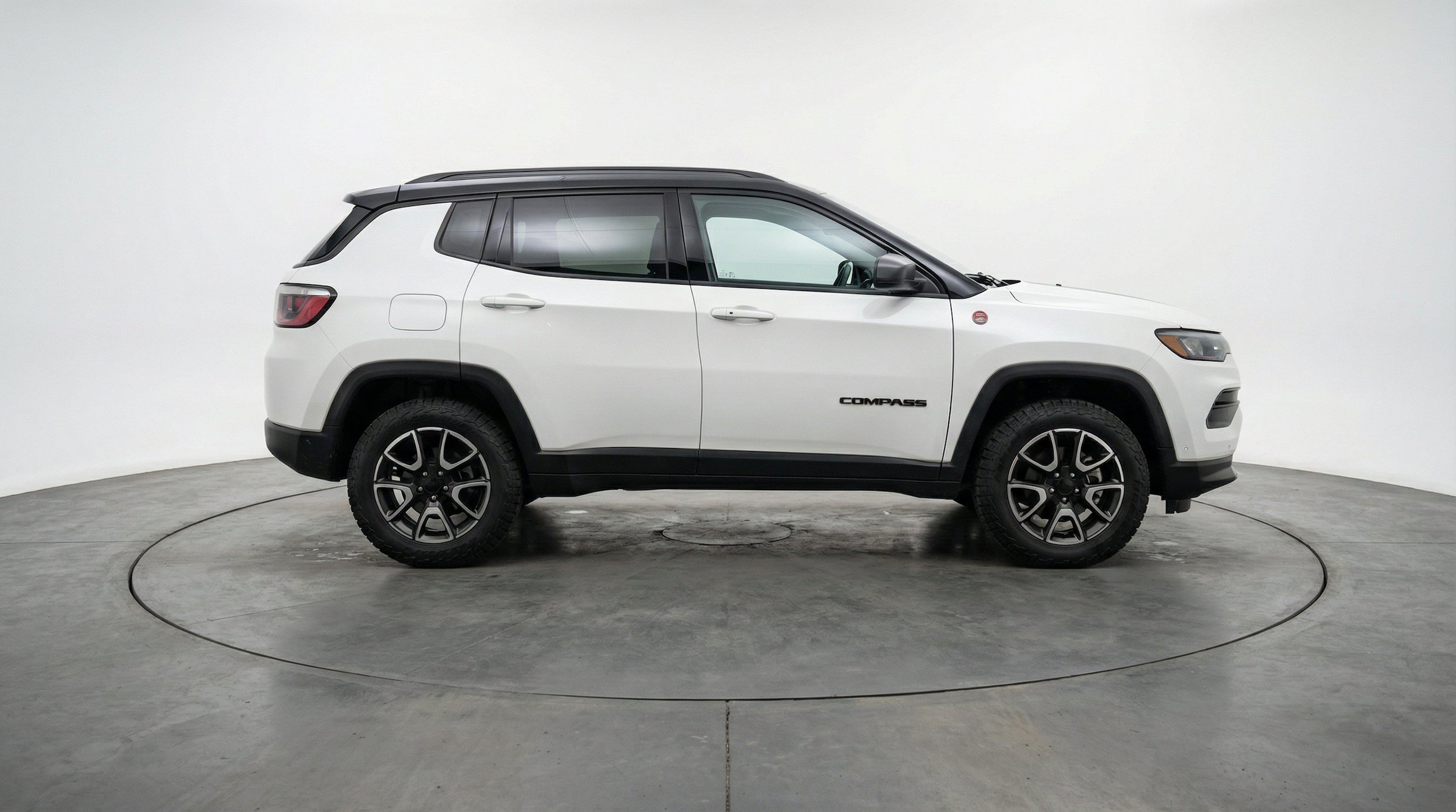 Thumbnail: 2025 Jeep Compass - 11