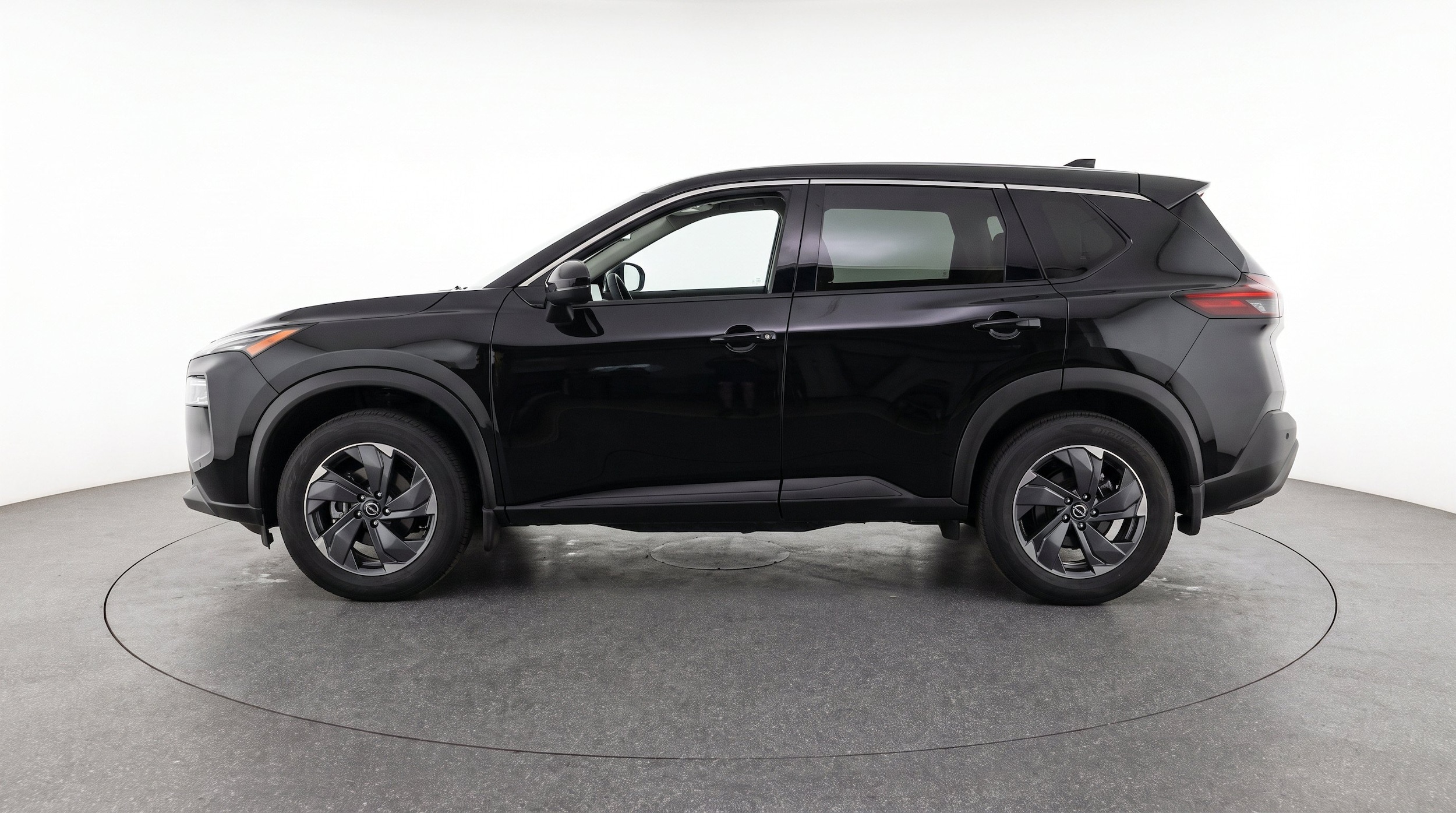 Thumbnail: 2025 Nissan Rogue - 5
