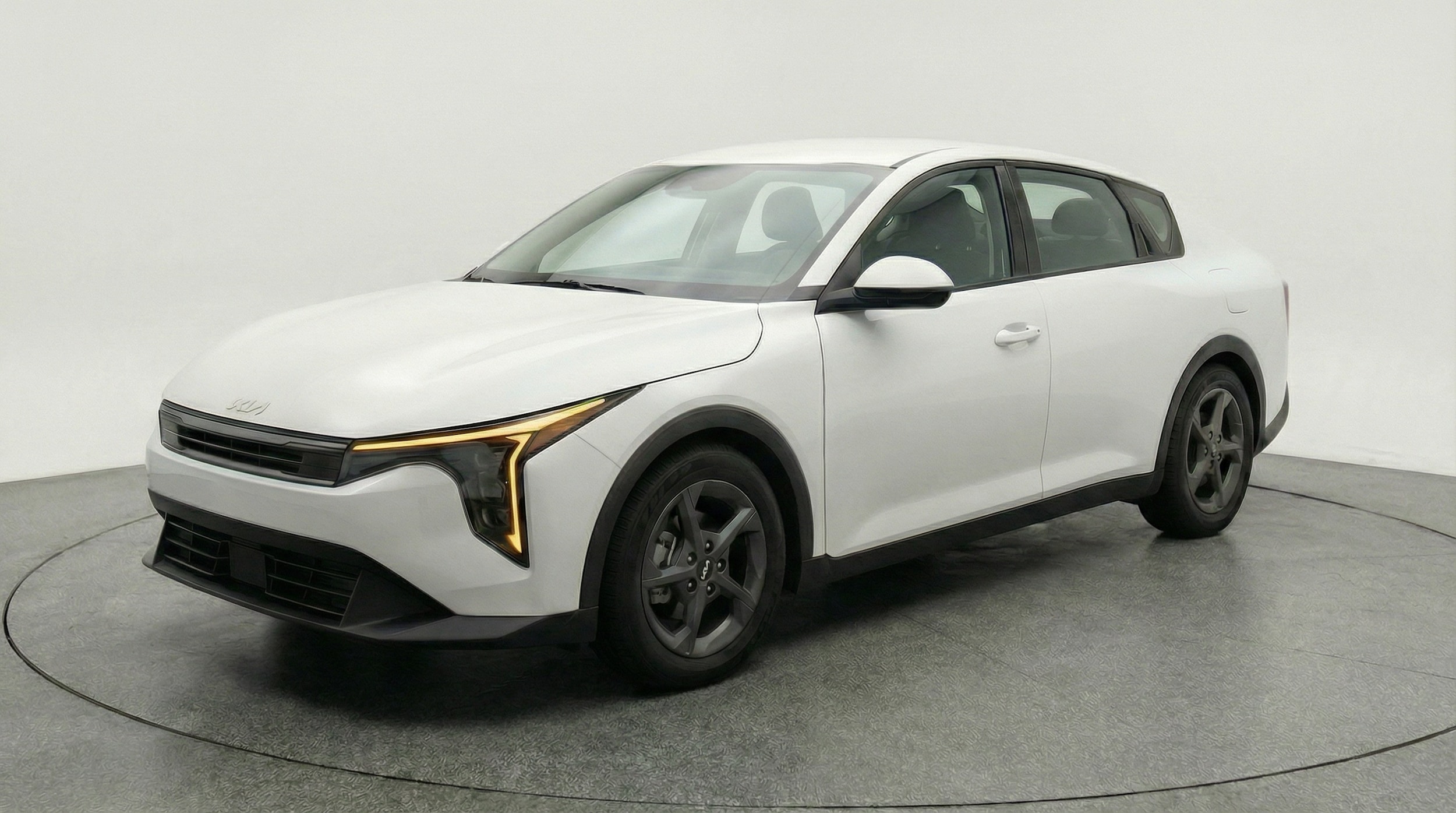 Thumbnail: 2025 Kia K4 - 3