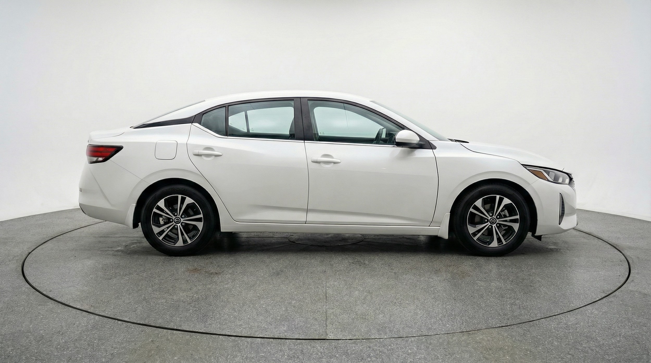 Thumbnail: 2025 Nissan Sentra - 8