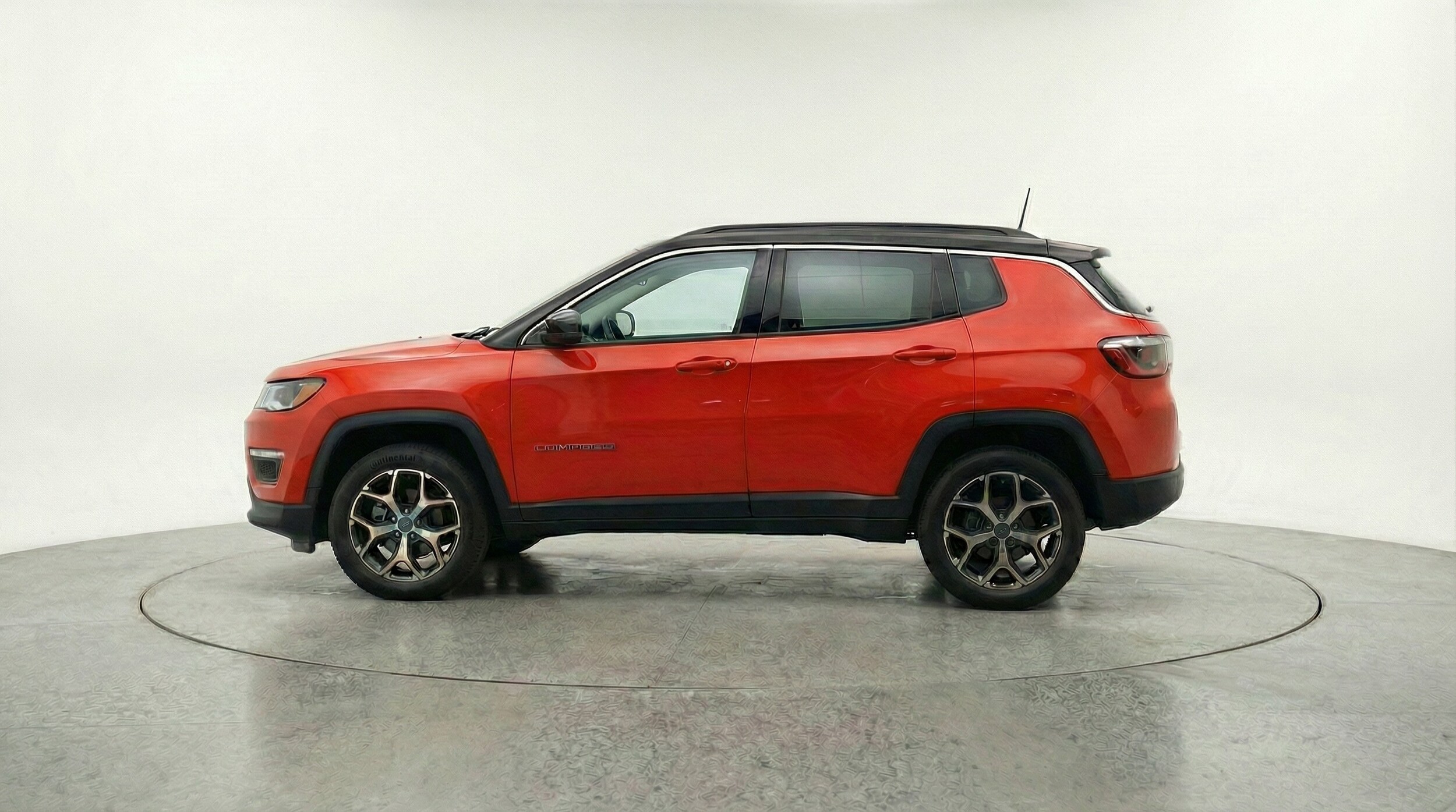Thumbnail: 2025 Jeep Compass - 4