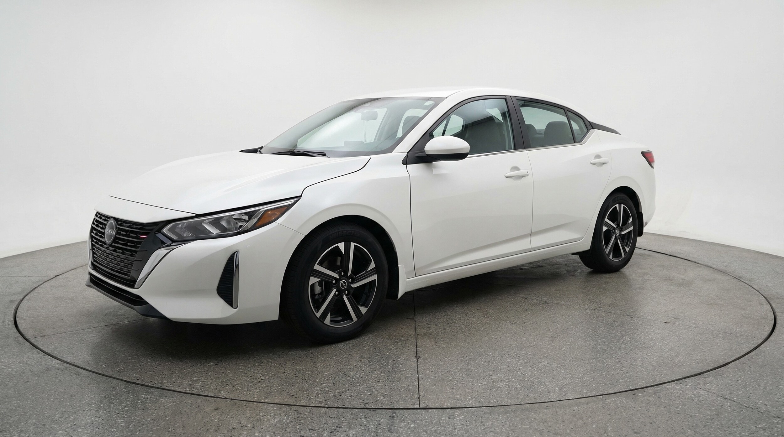 Thumbnail: 2025 Nissan Sentra - 3