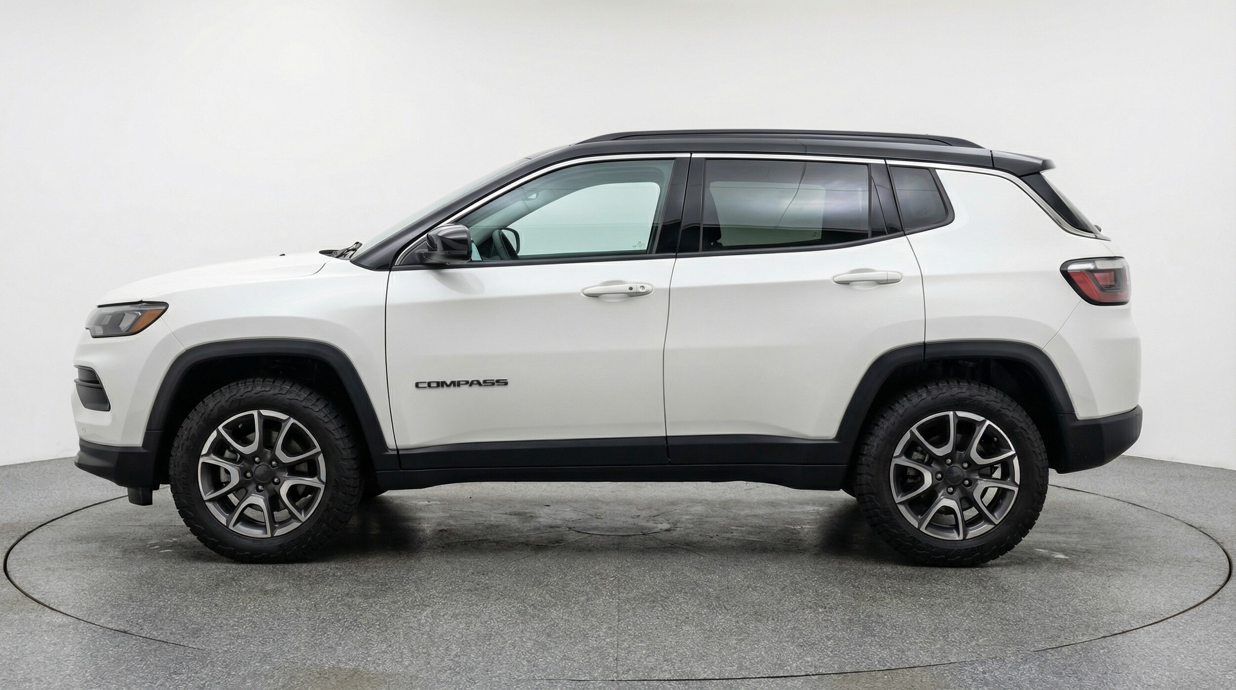 Thumbnail: 2025 Jeep Compass - 4