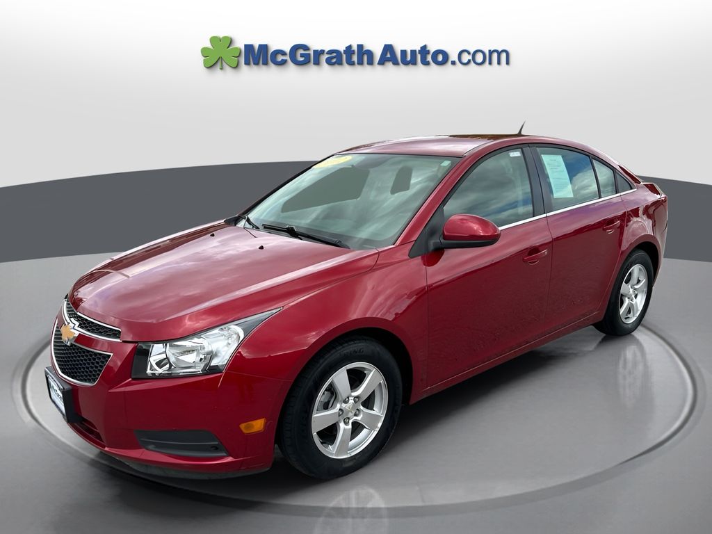 2012 Chevrolet Cruze photo 3