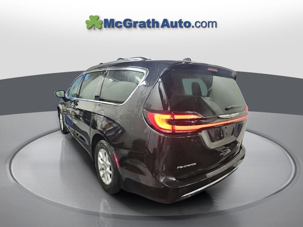 Used 2022 Chrysler Pacifica Touring L Minivan/Van