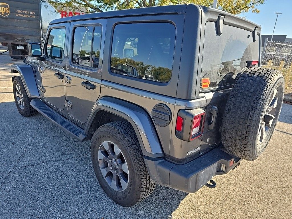 2018 Jeep Wrangler Unlimited Sahara photo 4