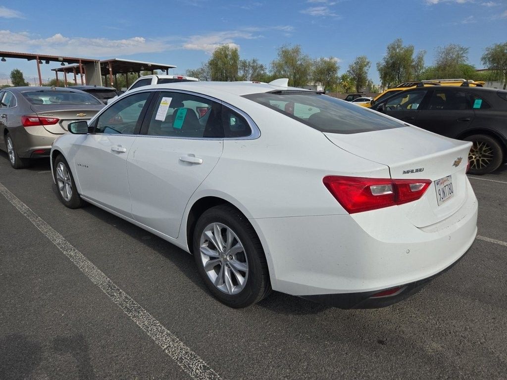 2024 Chevrolet Malibu 1LT photo 3