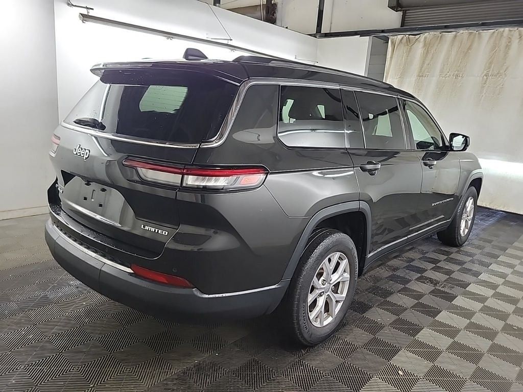 2021 Jeep Grand Cherokee Limited photo 2