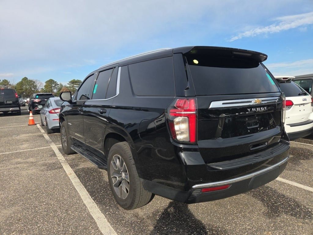 2021 Chevrolet Tahoe LT photo 3