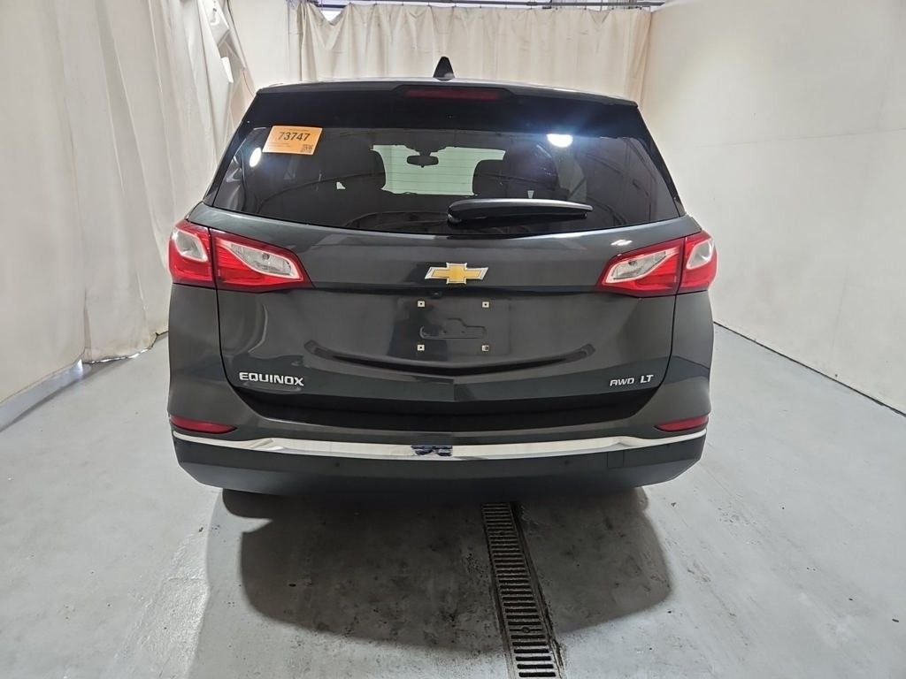 2019 Chevrolet Equinox LT photo 3