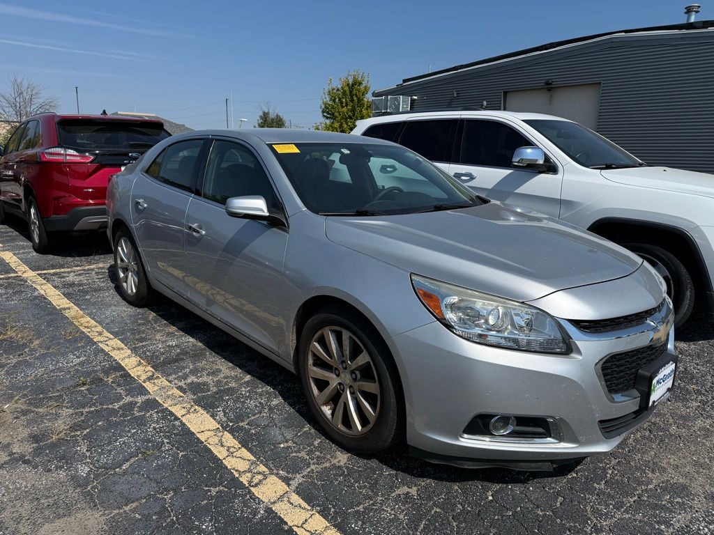2016 Chevrolet Malibu Limited LTZ photo 3