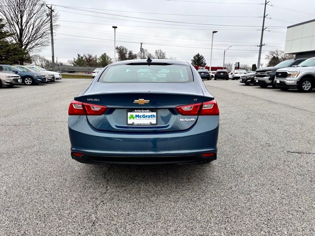 2024 Chevrolet Malibu 1LT photo 4