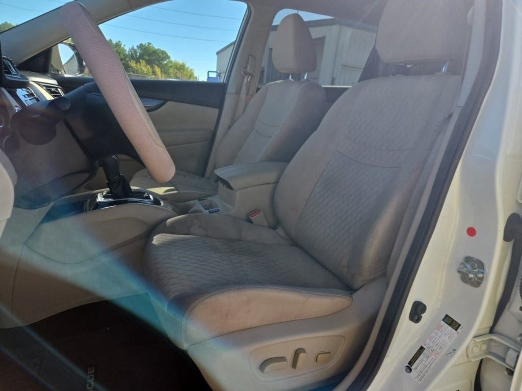 Used 2018 Nissan Rogue SV SUV