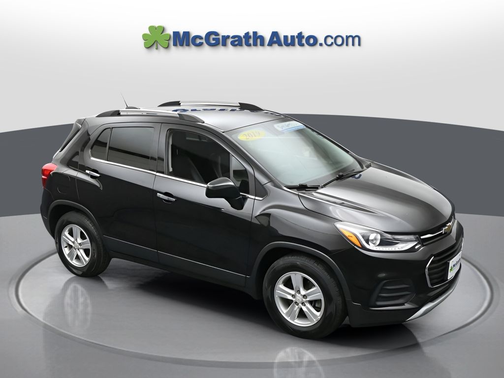 2019 Chevrolet Trax LT photo 2