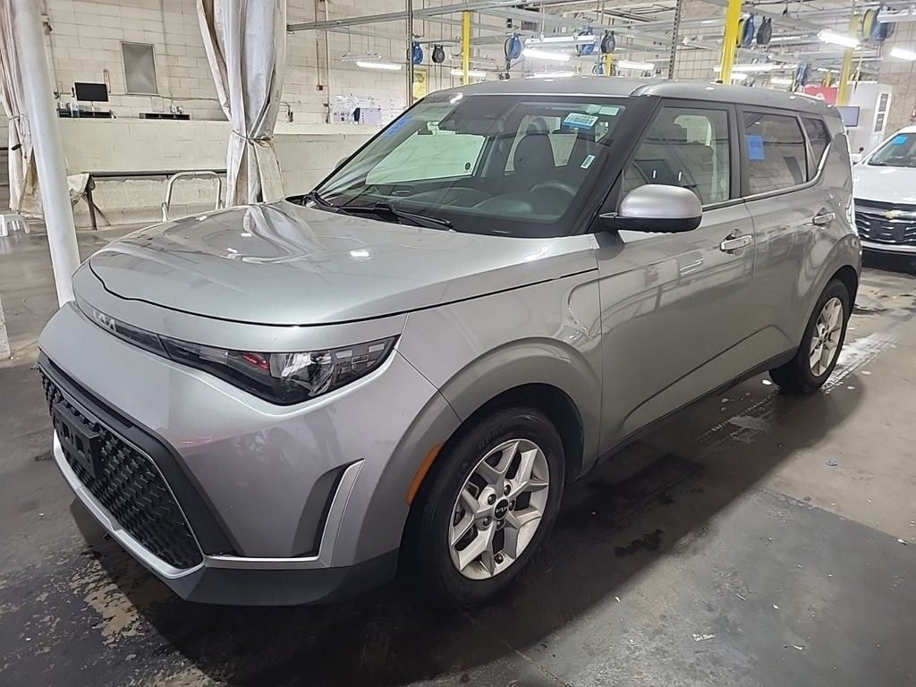 Used 2024 Kia Soul LX Hatchback