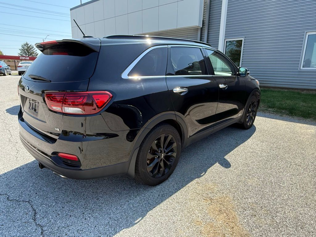 2019 Kia Sorento S photo 3