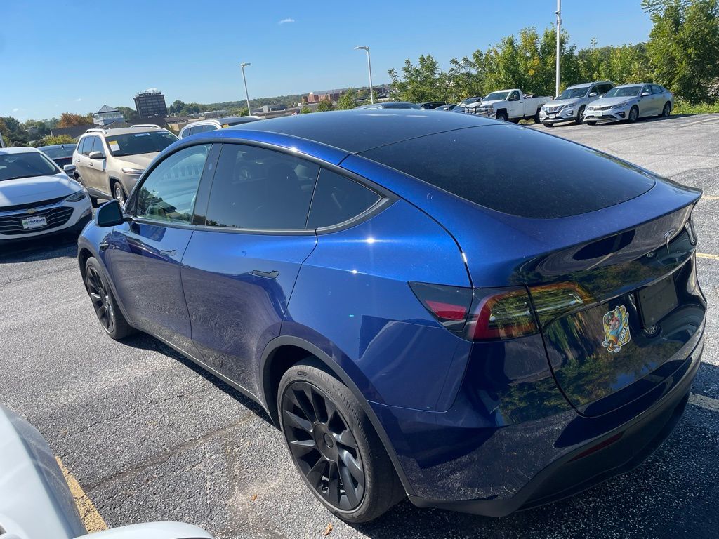 2023 Tesla Model Y Long Range photo 4