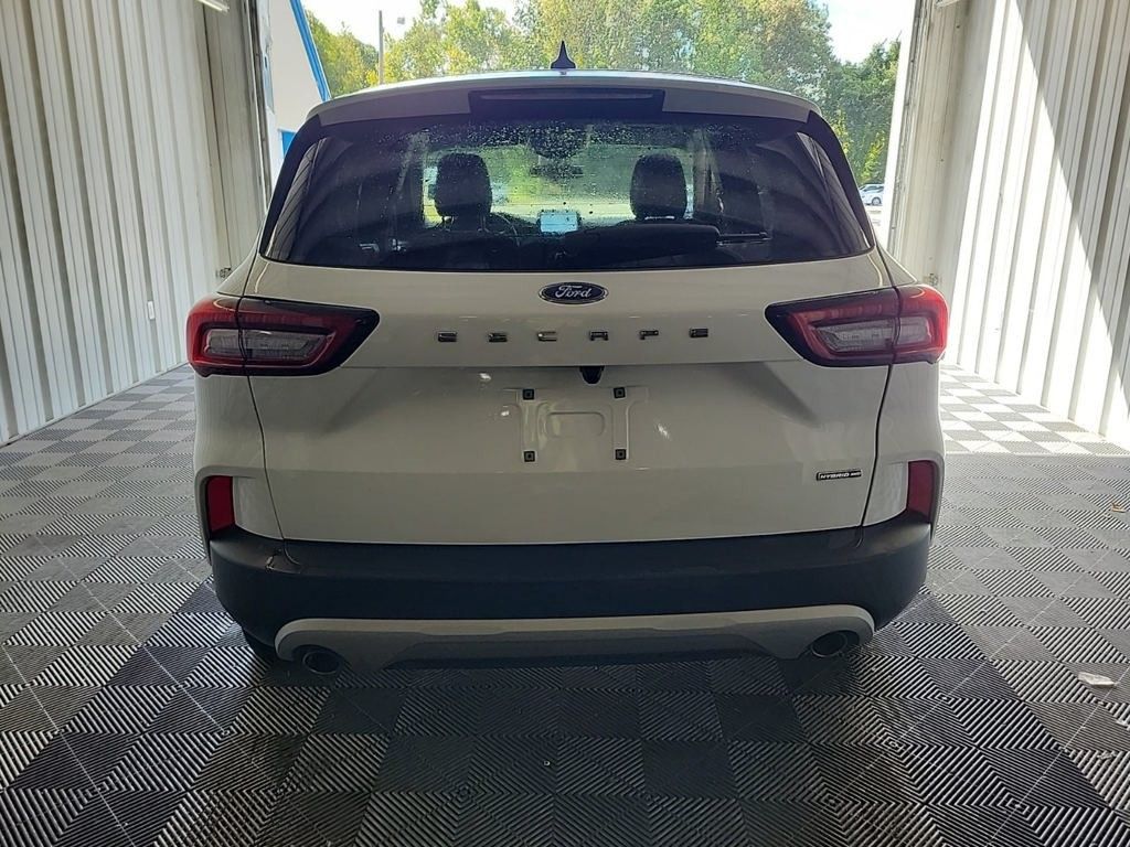 2023 Ford Escape Hybrid Active photo 4