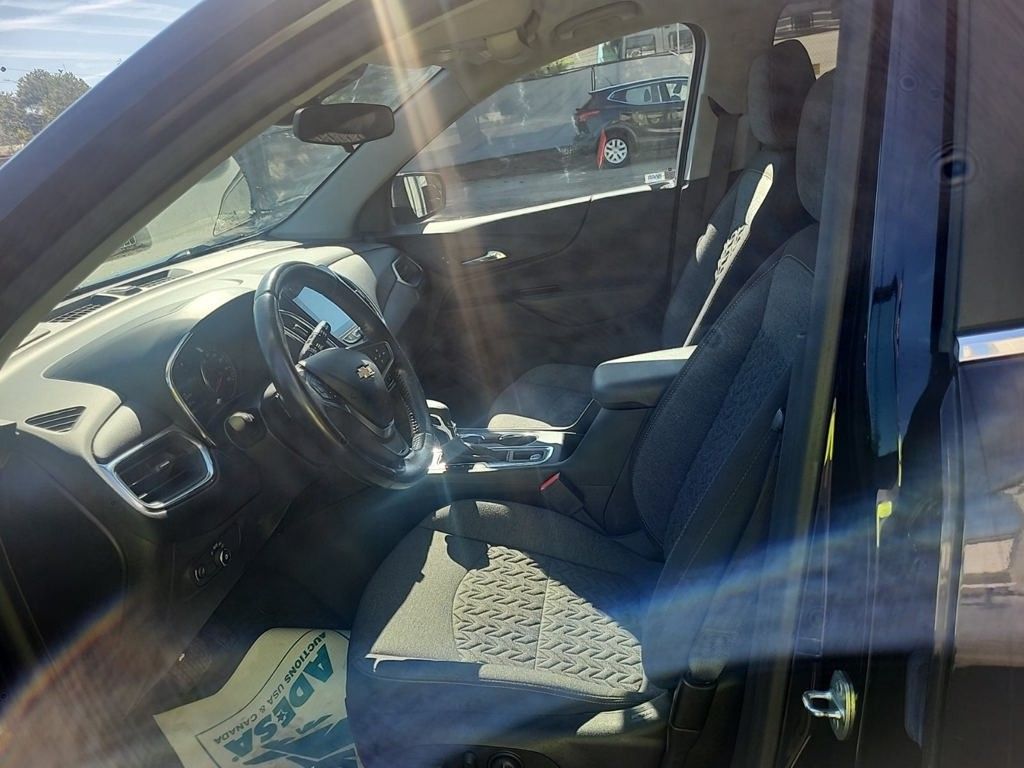 2022 Chevrolet Equinox LT photo 4