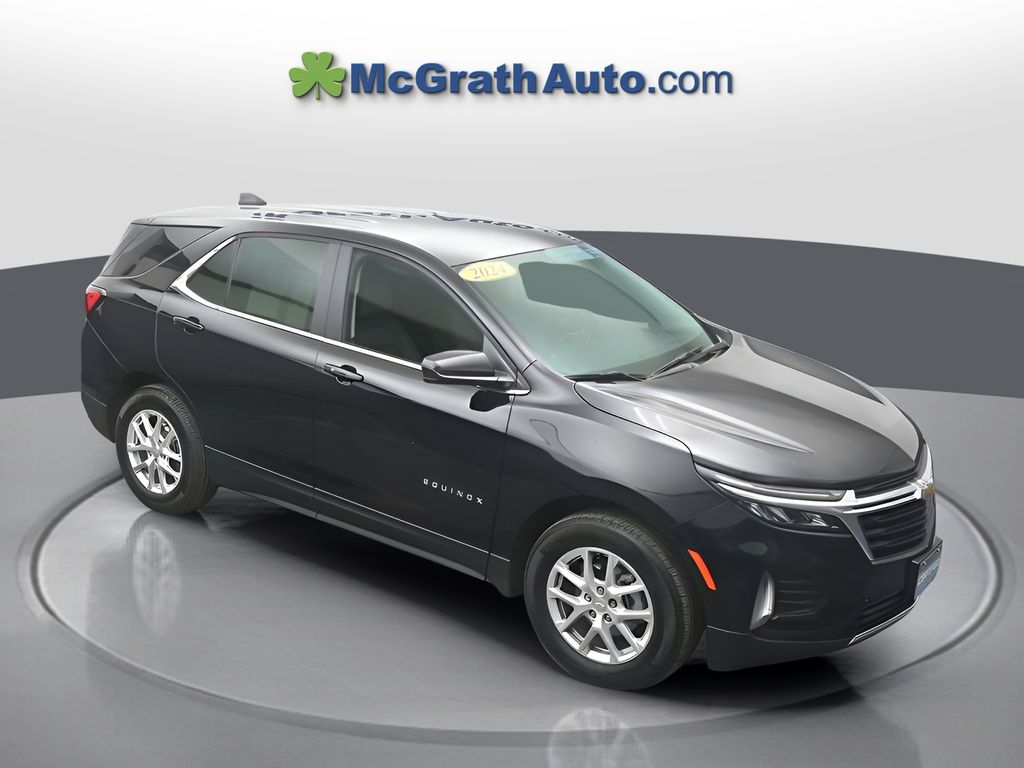 2024 Chevrolet Equinox LT photo 2