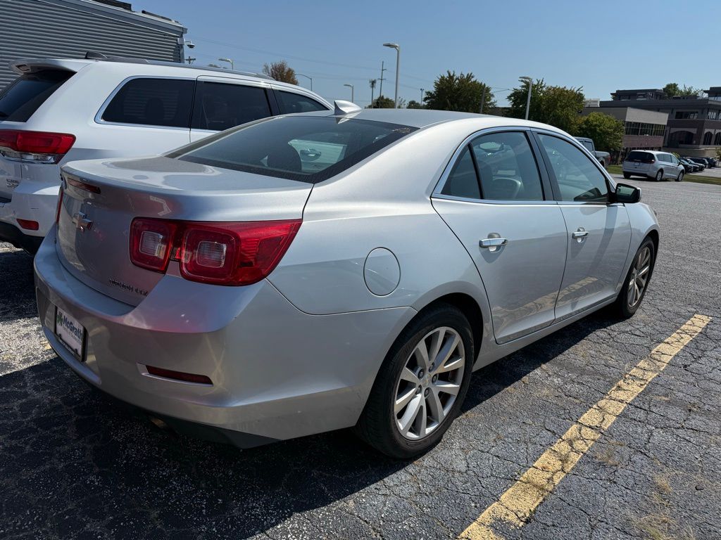 2016 Chevrolet Malibu Limited LTZ photo 4