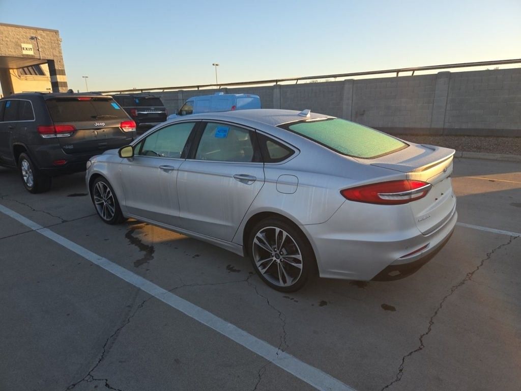 2019 Ford Fusion Titanium photo 3