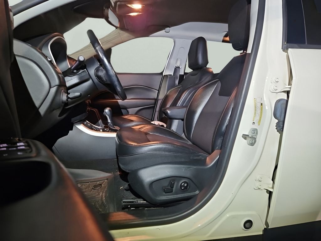 Used 2019 Jeep Compass Latitude SUV