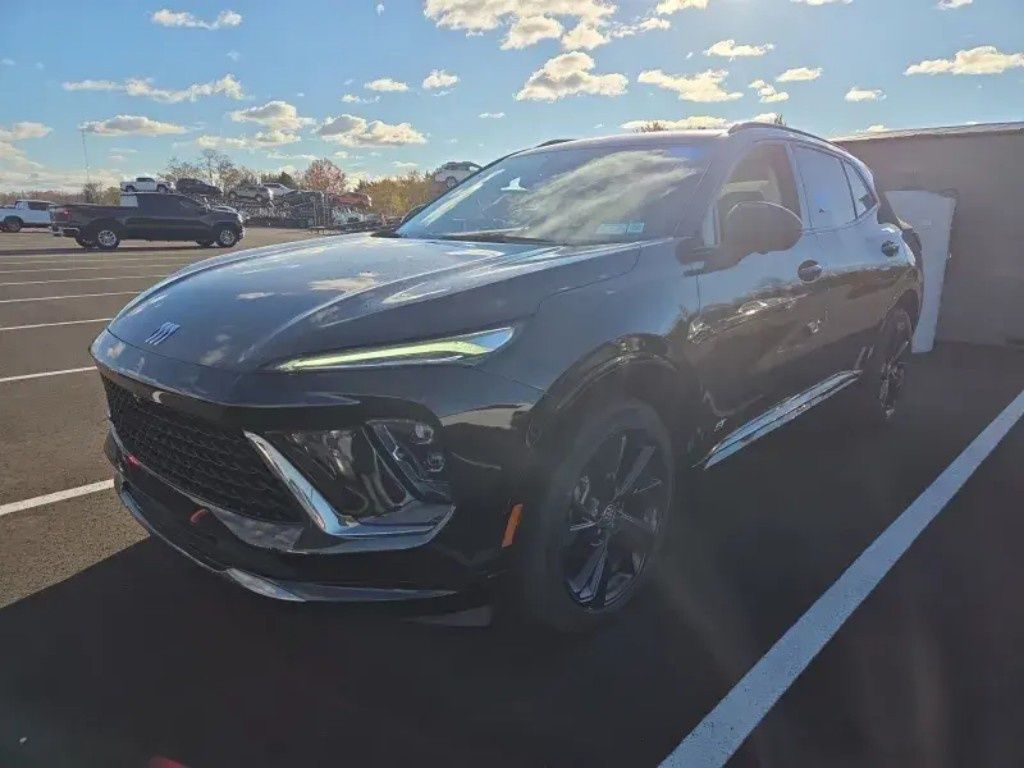 2024 Buick Envision Sport Touring photo 2