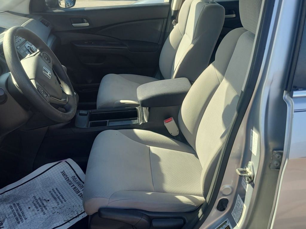 2015 Honda CR-V LX photo 3
