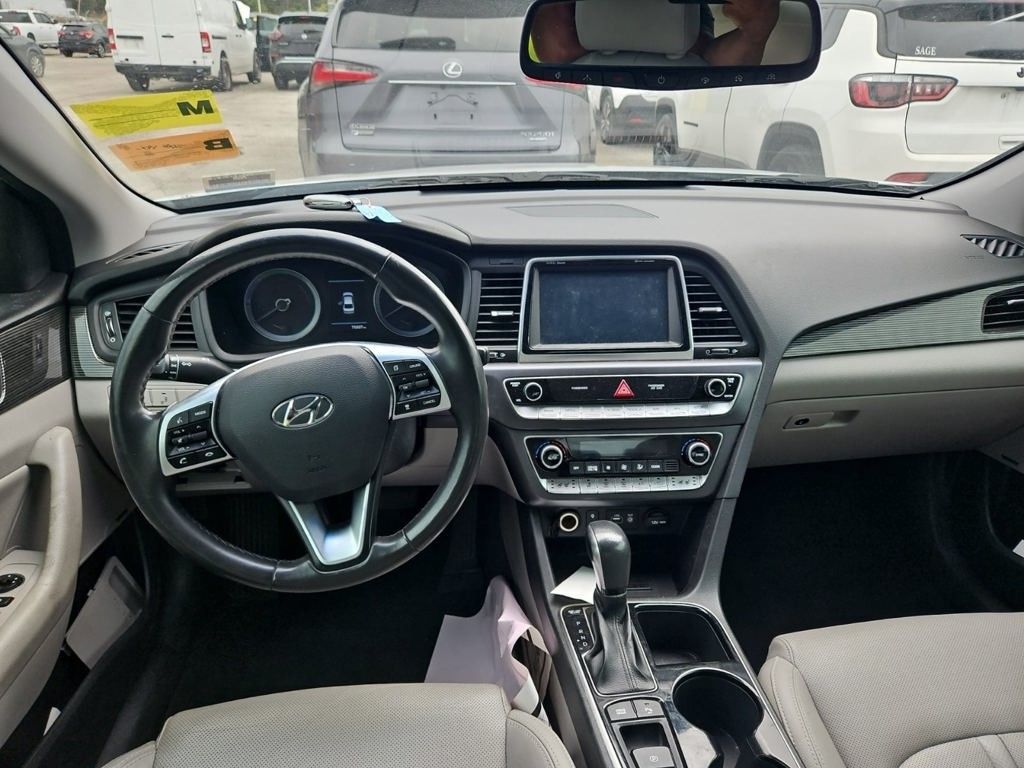2019 Hyundai Sonata Hybrid Limited photo 4