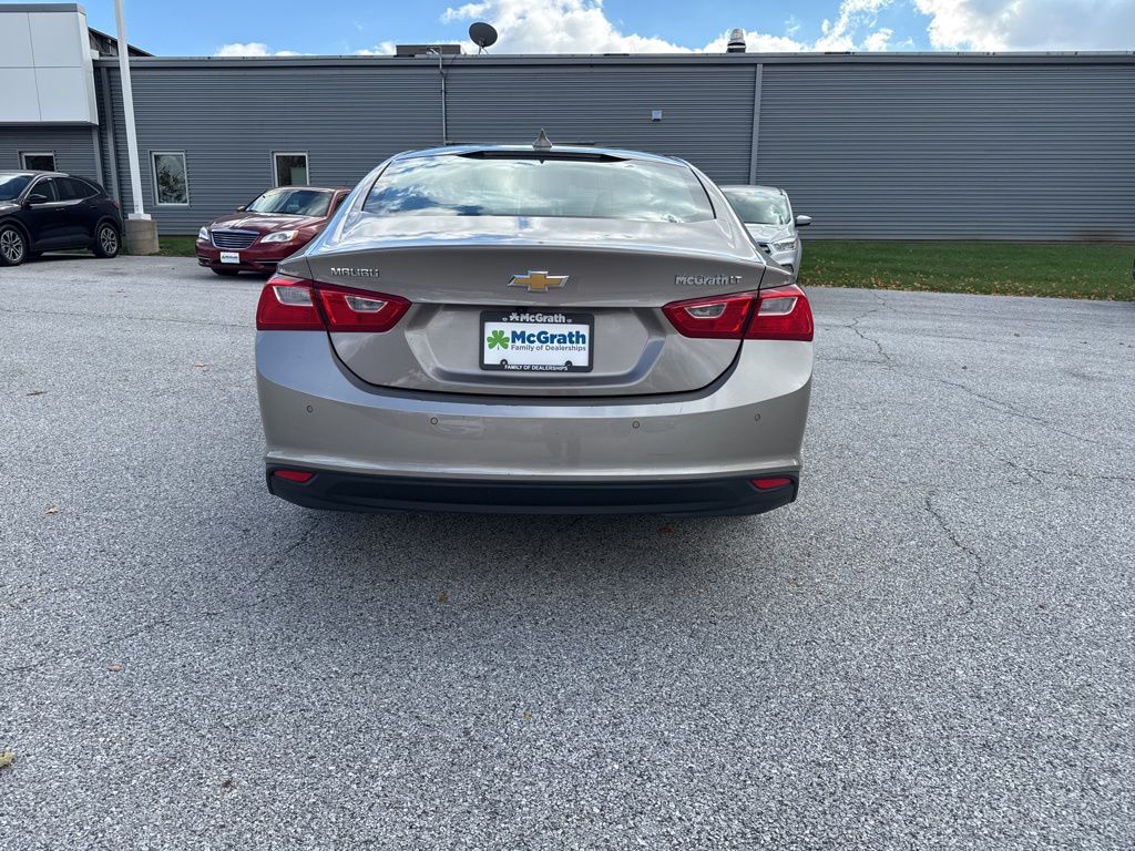 2024 Chevrolet Malibu 1LT photo 4