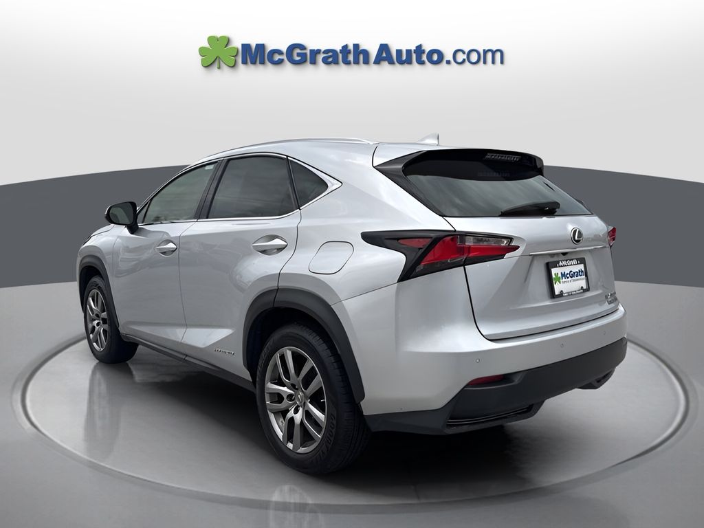 2015 Lexus NX 300h Luxury photo 3