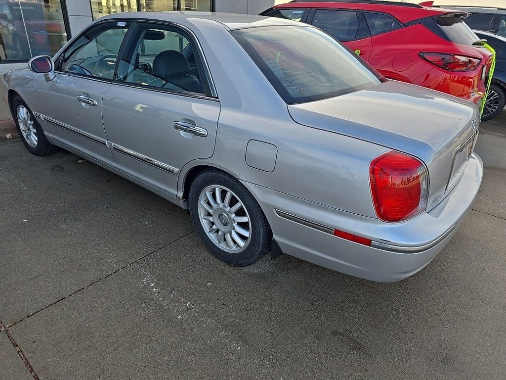 2005 Hyundai XG350 L photo 4