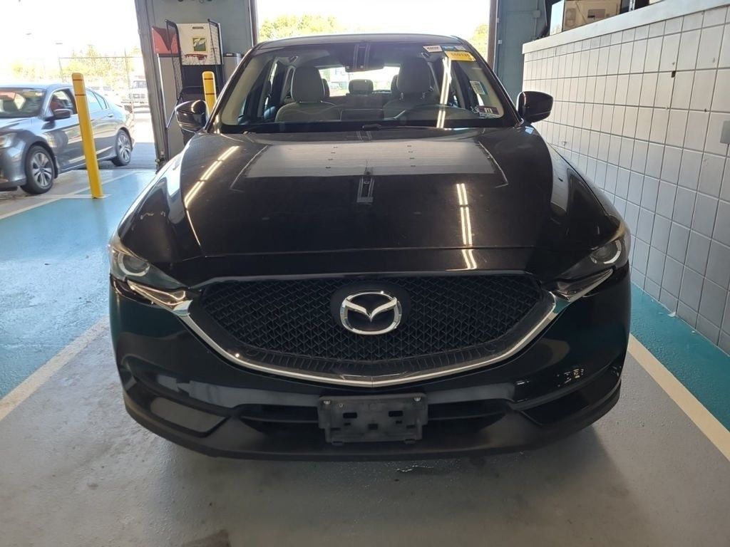 2017 Mazda CX-5 Sport photo 3